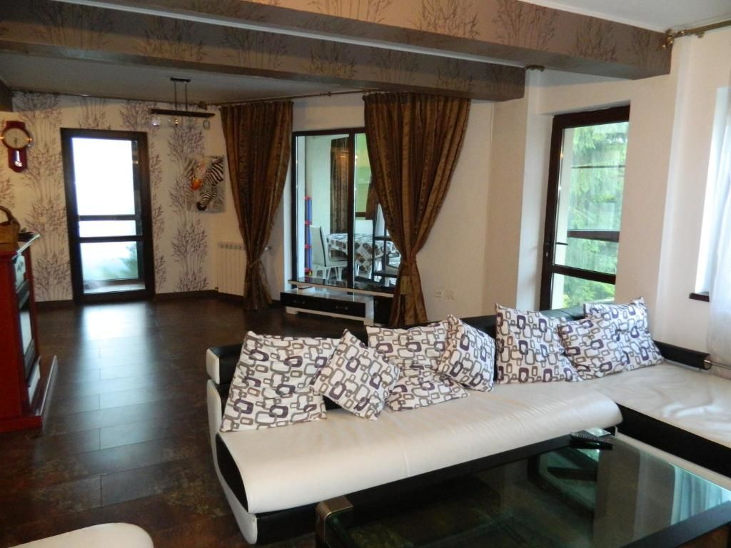 Виллы Vila Bearpeak Предял